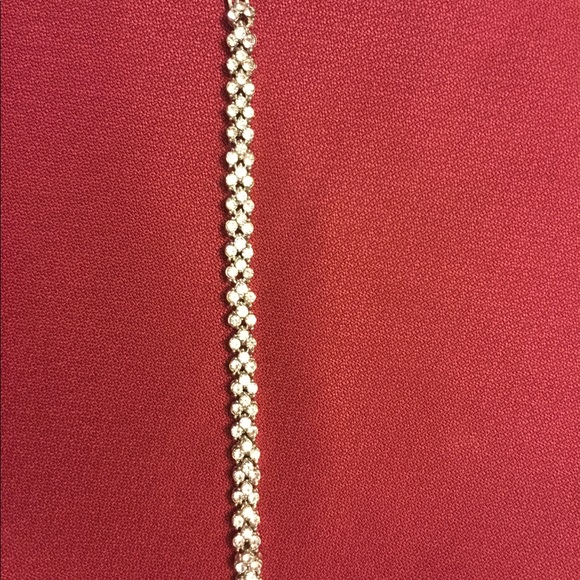 Re-Stocking🚨Roman Style Silver/Crystal Bracelet - Picture 5 of 5